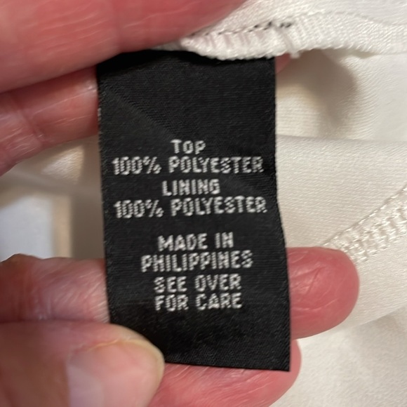 BCX sleeveless high neck white blouse, ruffles, XS - Picture 5 of 5